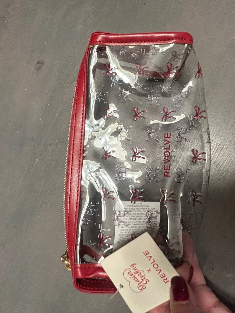 ♥️Revolve cosmetic bag New & cute♥️